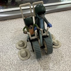 Regular Show Too Cool Mordecai & Rigby Cruiser Figures Lot of 2 With Hats