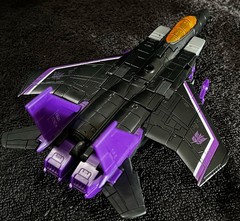 SKYWARP • WAR FOR CYBERTRON SERIES
