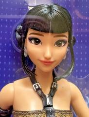 Kpop Demon Hunters HUNTR/X Zoey “How It’s Done” Fashion Doll NEW JRN37