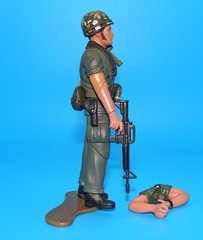 1:18 Ultimate Soldier Vietnam U.S Army 101st Infantry SGT Platoon Leader Figure