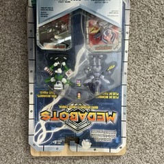 Medabots NIP Carded ROKUSHO Vs ROBO-EMPEROR Action Figures Hasbro
