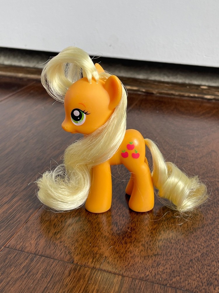 My Little Pony G4 Applejack Brushable Toy Friendship is Magic FIM MLP