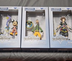 Diamond Select Kingdom Hearts Sora, Mickey Mouse & Goofy Action Figures