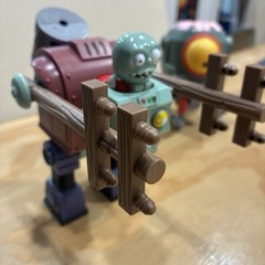 Plants vs. Zombies Robot Transforming Vehicle Figures