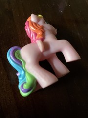 My Little Pony Rarity 2006 Hasbro 3″ Bath Pals Loofah Molded Plastic Hair & Mane