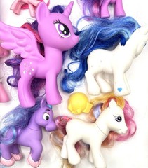 Lot Of 9 Hasbro My Little Pony Ponies Accessories Various Years Sizes Colors