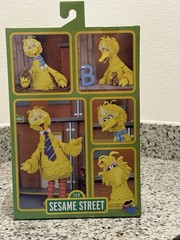 NECA Sesame Street Presents 11″ Big Bird Ultimate Action FIgure Feature Letter B