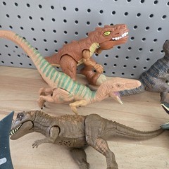 Jurassic World Dinosaurs LOT OF 15 TOTAL DINOS 3 FIGURES See photos