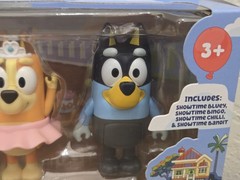Bluey The Show LIMITED EDITION Showtime Bluey/Bingo/Chilli/Bandit 4Pk Figure Set