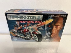 1992 Terminator 2 Heavy Metal Cycle Kenner – Tape Broken on One Side, NIB!