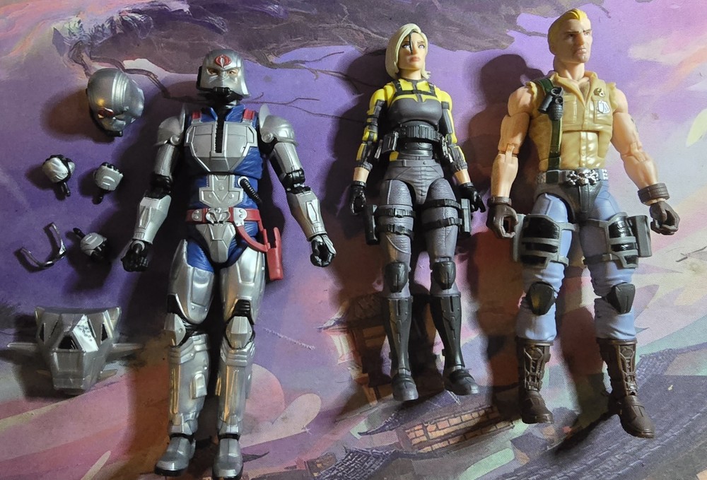 Gi Joe Figure Lot #1 – 3 Figures , Cobra Commander And 2 Others. Classified 1/12
