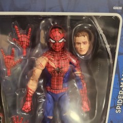 Marvel Legends Magic The Gathering Battle-Damaged Spider-Man Card Included
