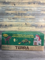 TERRA -by Battat Jungle Expedition Playset Lava Mountain T.Rex Adventure 🦖