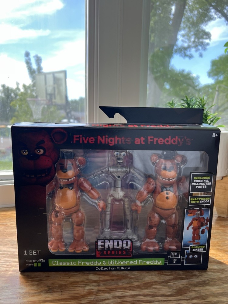 Five Nights At Freddy’s ENDO Series Classic Freddy & Withered Freddy