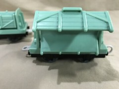 Thomas Engine Trackmaster 3 Tipping Cargo Cars Mattel Varies Lot