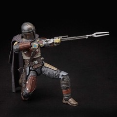Star Wars The Black Series The Mandalorian 6″ Action FIgure NEW – LOOSE