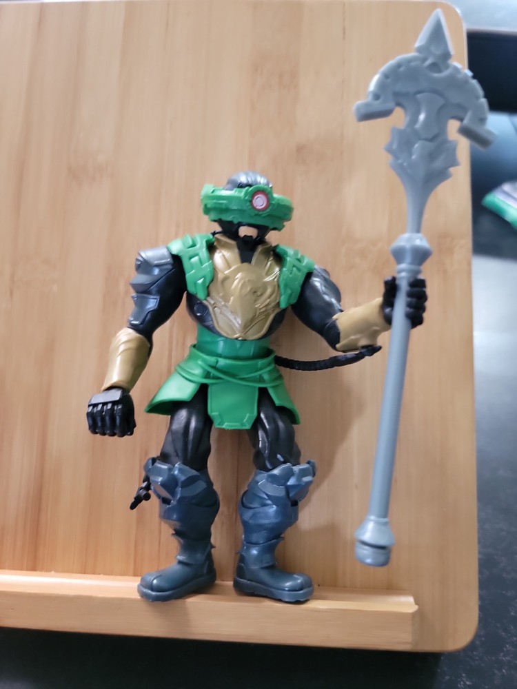 HE-MAN & MASTERS OF THE UNIVERSE POWER ATTACK TRI-KLOPS 5.5″ ACTION FIGURE