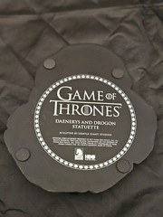 Dark Horse Game of Thrones Daenerys & Drogon Sculpture Statue Gentle Giant