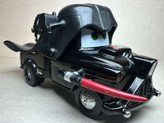 Disney Pixar Cars Star Wars Mater as Darth Vader Deluxe 1:55 FC