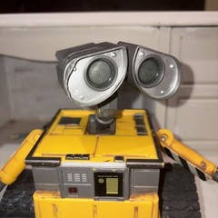 Disney Pixar Wall-E Interaction Interactive robot by Thinkway Toys