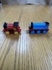 Thomas & Friends Magnetic Pull N Zoom Lot of Trains Engines Cars