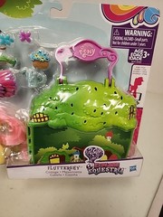Hasbro My Little Pony Explore Equestria Fluttershy Cottage New