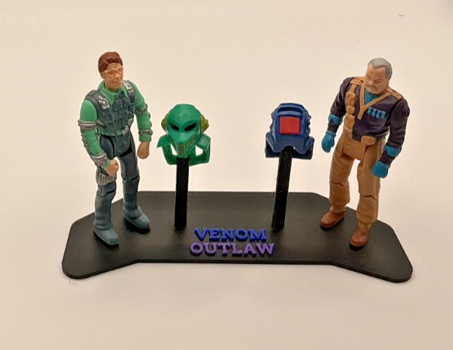 Kenner MASK Outlaw Figures Nash “Goon” Gorey & Mile “Wolf” Mayhem with masks