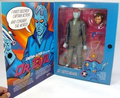 VINTAGE PLAYING MANTIS CAPTAIN ACTION 1998 DR. EVIL 12 INCH ACTION FIGURE