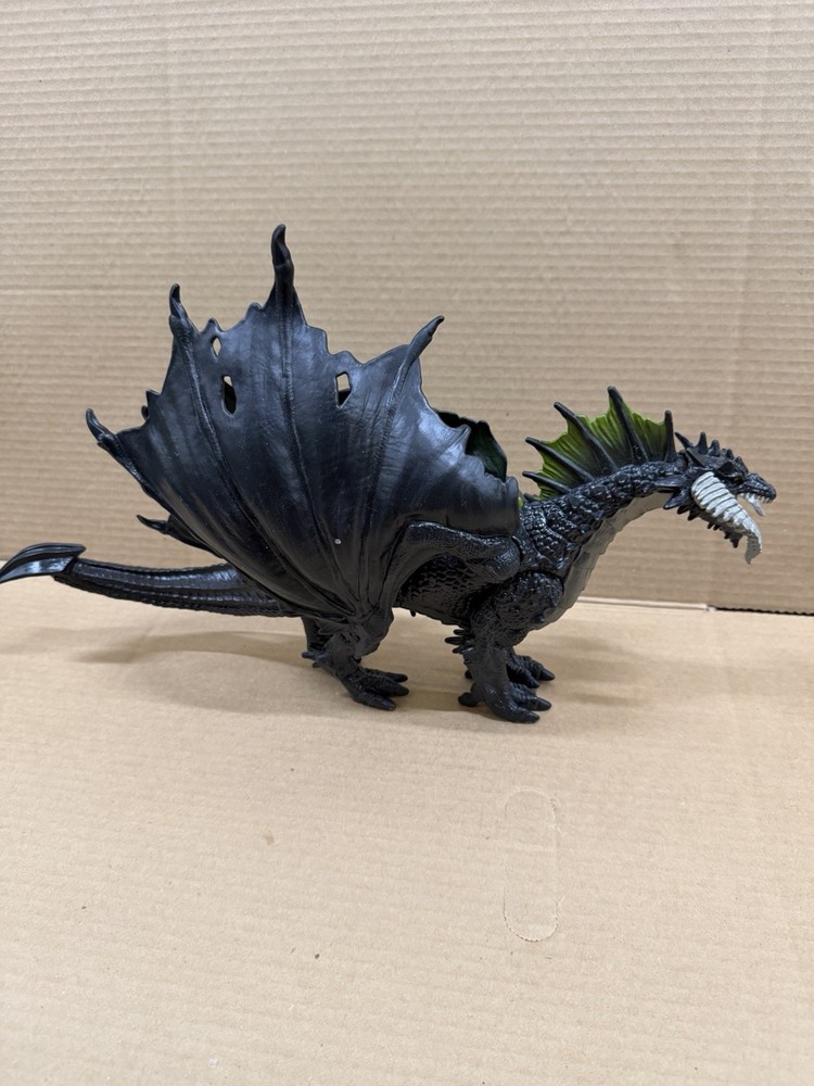 McFarlane Dragons Eternal Clan Komodo Dragon Figure Black Green 16” Toy