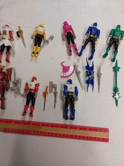 Power Rangers Samurai action figures lot Of 8 Weapons Blue Red Green R38