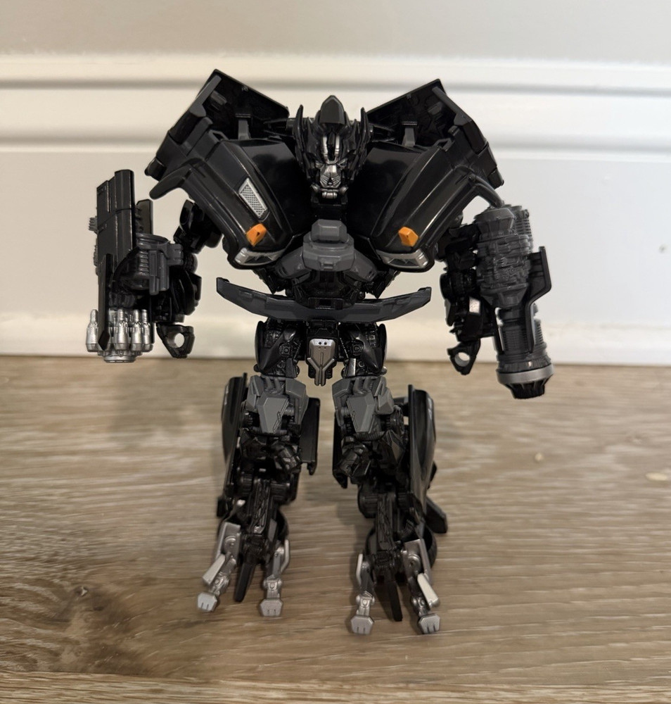 Transformers Studio Series 14 Ironhide (15th Anniv. Edition) (COMPLETE)