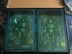 Jazwares Vault Halo Master Chief Spartan collection Halo CE and Halo 2 Opened