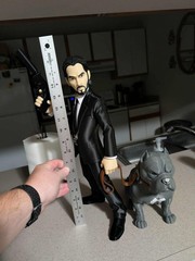 🔥 John Wick Collectible Figure & Dog 🔥