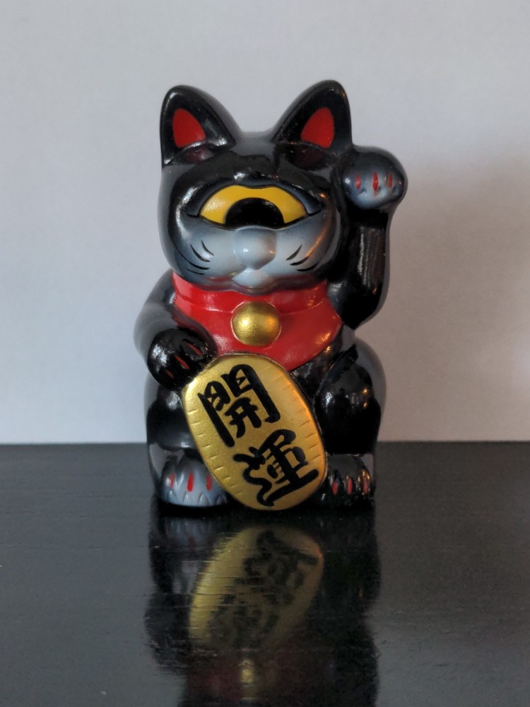 Realhead Real x Head Fortune Black Cat Soft Vinyl Sofubi Japan Maneki Neko Lucky