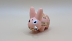 Kidrobot SMORKIN’ LABBIT Series 2 Band Aid Mini Vinyl Figure 1.5″ Kozik