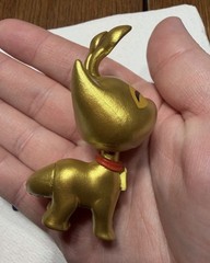 Neopets Phatmojo Gold Aisha Secret Rare Chase Figure w/Unused Virtual Prize Code