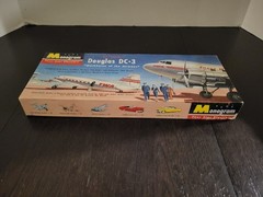 1955 Douglas DC 3 MONOGRAM Model Kit MIB NEW Unbuilt