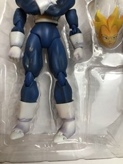 S.H. Figuarts Dragon Ball Z Super Saiyan Vegeta Premium Color 1.0 2015 Complete