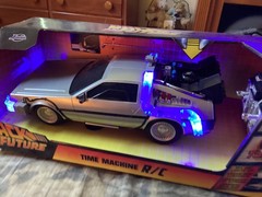 Hollywood Rides: Back to the Future DeLorean Time Machine RC (R/C) 1:16 Car 🆕
