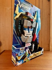 2017 Voltron Legendary Defender Gear Mask Sword Playmates #67201 New Package