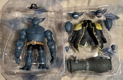 Plunderstrong Blacjak, Muscle Crate Black, Boom Crate Plunderlings Lone Coconut