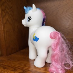 White Cloud and Moon Unicorn Little Pony Large 9” Blue, Purple And Pink Hair