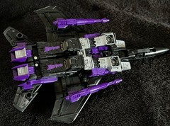 SKYWARP • WAR FOR CYBERTRON SERIES