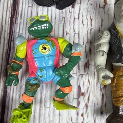 Vintage Lot Of 8 TMNT Action Figures 1990’s Turtles