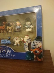 Playing Mantis RUDOLPH AND THE ISLAND OF MISFIT TOYS Figure 12 pc Boxed Set 2001