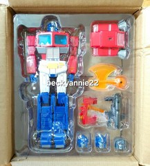 MP-44 Optimus 3.0 Masterpiece Scale (Improved Backpack Version)🇺🇲NEW 4th Party