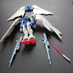 Bandai Mobile Suit GUNDAM Arch Enemy WING GUNDAM ZERO CUSTOM Collector Series