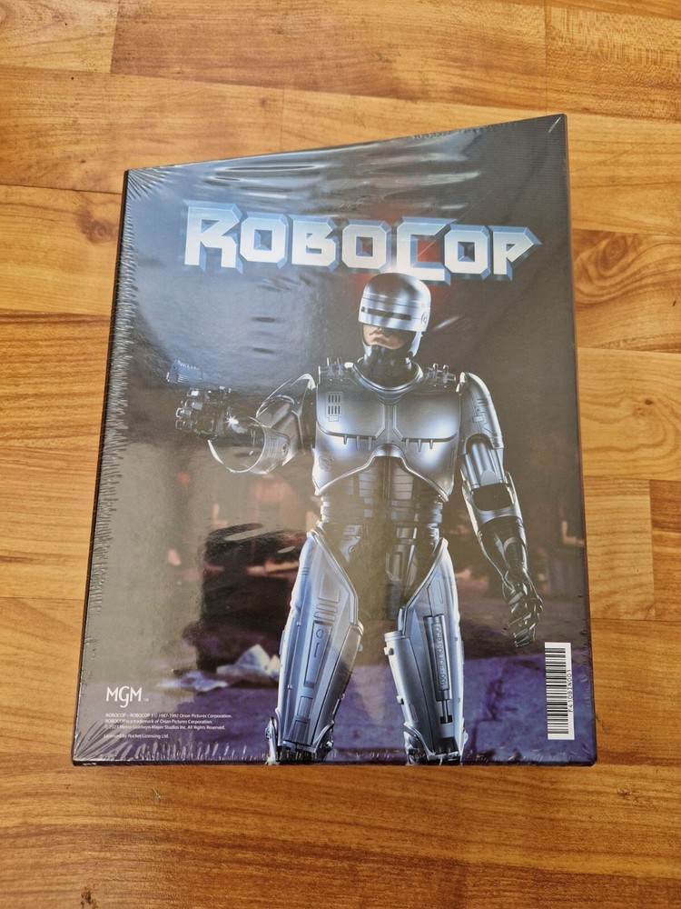 DEAGOSTINI FANHOME BUILD YOUR OWN THE LEGENDARY ROBOCOP SPECIAL BINDER FOLDER