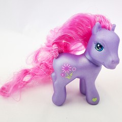 My Little Pony Petal Blossom G3 Purple Pony Super Long Glitter Mane Hair Hasbro