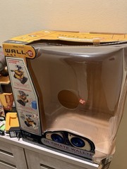 Disney Pixar Thinkway Ultimate Wall E WITH Box READ DESCRIPTION